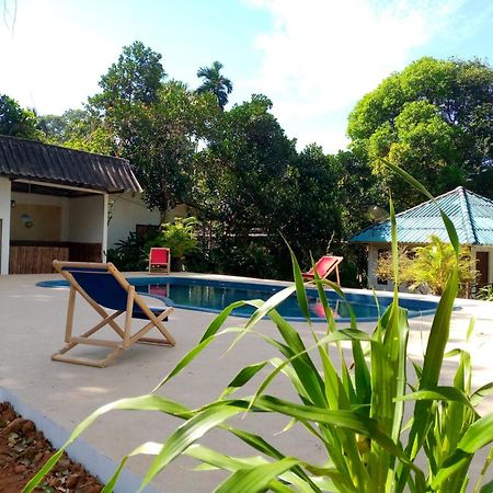 Tropical Paradise Leelawadee Resort Csang-sziget Kültér fotó